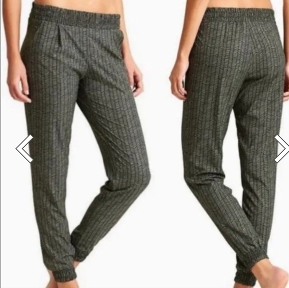 Athleta Pants - Athleta Aliso Tropical Chevron Zig Zag Joggers Pants Women’s Size 6